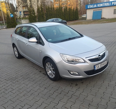 Opel Astra cena 15999 przebieg: 340000, rok produkcji 2011 z Lewin Brzeski małe 46